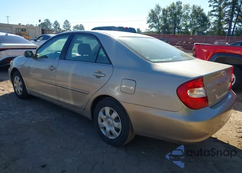 2004 Toyota Camry Le z USA, uszkodzony, nr VIN 4T1BE32K14U837814